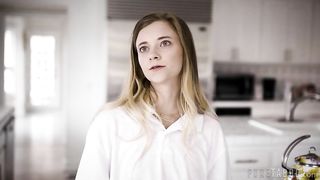 Mom's Not Coming Back, Sweetheart - Trailer PureTaboo (2020)