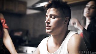 Mommies' Boy - Trailer PureTaboo (2020)