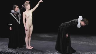 Naked on Stage - Yasmine H  History Rithcard