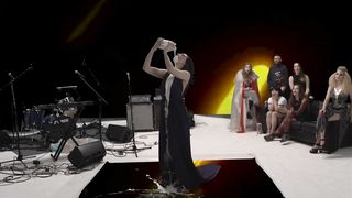 NakedOnStage -Circus