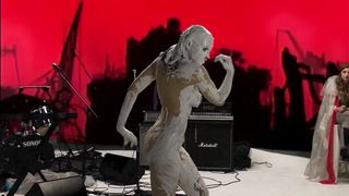 NakedOnStage -Circus