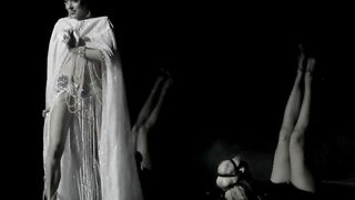 Retro Striptease Show - Yazz Michaela - Metropolis