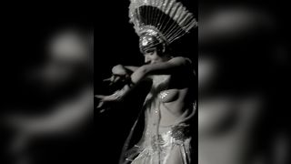 Retro Striptease Show - Yazz Michaela - Metropolis