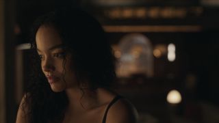 Emily Alyn Lind, Whitney Peak naked - Gossip Girl s01e01 (2021) TV show