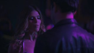 Molly Griggs, Grace Gummer hot bikini - Dr. Death s01e03e05 (2021) TV movie