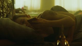 Yuliya Peresild sexy - Mediator s01e09-10 (2021) TV show