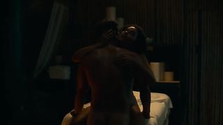 Alexandra Daddario, Sydney Sweeney, Brittany O’Grady sexy – The White Lotus s01e03 (2021)