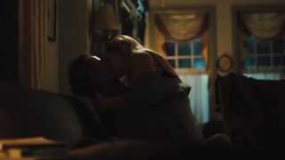 Kate Winslet sex scenet, Cailee Spaeny naked - Mare of Easttown s01e01-02 (2021) TV series