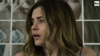 Vittoria Puccini hot - La fuggitiva s01e01e06 (2021) TV show