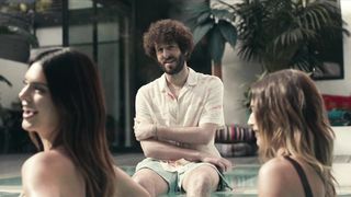 Elsie Hewitt, Hailey Bieber, Kendall Jenner hot - Dave s02e02 (2021) TV episode