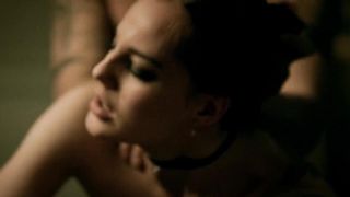 Isabelle Eidlen sexy - Prestuplenie s02e06 (2021) TV movie scene