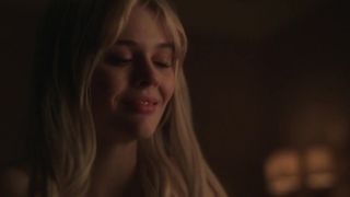 Emily Alyn Lind nude sex scene – Gossip Girl s01e03 (2021) TV Show