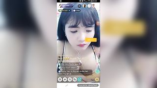 Asian brunette - Selfie Show