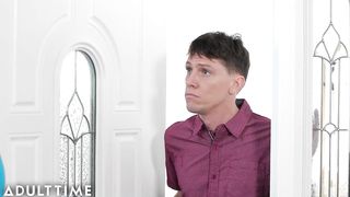 Mommy's Boy Series - Cunning Stepson Swindles Hot Sex with Busty MILF Stepmom Ryan Keely (AdultTime)