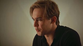 Eva Indenbaum, Alina Rachkovskaya - Struny s01e09 (2021) TV nude scene