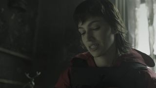 Itziar Ituno - La casa de papel s05e01e03 (2021) TV nude scene