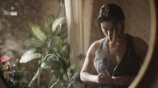 Katharina Nesytowa - WIR s01e07 (2021) TV hot cut video