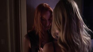 Lex King, Renee Rapp nude (topless) - The Sex Lives of College Girls s01e01...