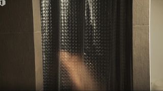 Lien de Graeve nude - Onder Vuur s01e01 (2021) TV Show Topless Short Scene