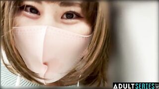 ローター仕込んで電車に乗ったら「あ、ダメ…イッちゃう…！」大勢の前で大変なことになりました///