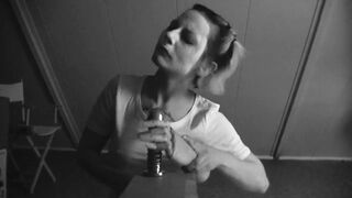 Performance Nude Art  - AWESOME