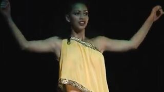 Performance Nude Art  - Yanet G