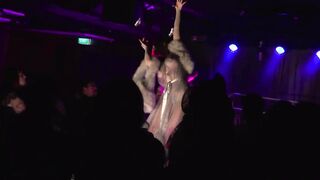 Burlesque Performance. Bonita Danger Nymph - Amour - Showreel