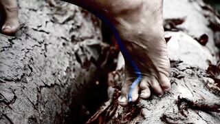 Nudity Art. lamento del bosque