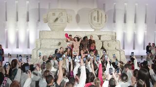 ENJOY DIFFERENT 2020 – Utter demonstrate | Desigual