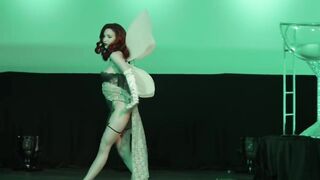 Sabra Johnsin - Moulin Rouge Burlesque Show