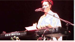 Amanda Palmer sings 'Dear Daily Mail' song 12 07 2013 London Roundhouse